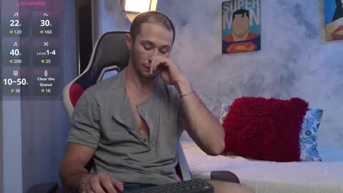 Axel Fairchaild online show from March 24, 12:10 pm