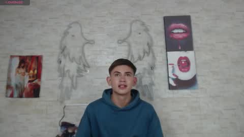 axel_milo_and_kairo online show from November 15, 11:07 pm