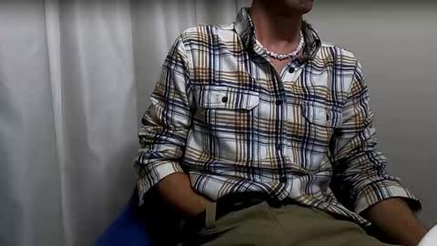 Axl online show from September 21, 12:22 am