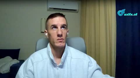 Axl online show from March 1, 3:06 am