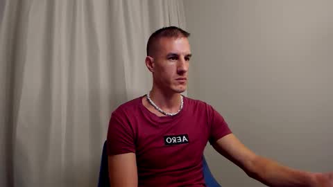 Axl online show from September 17, 11:50 pm