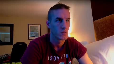 Axl online show from March 6, 4:17 pm