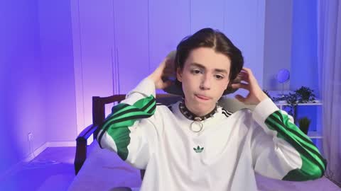 Elios online show from January 3, 6:24 pm