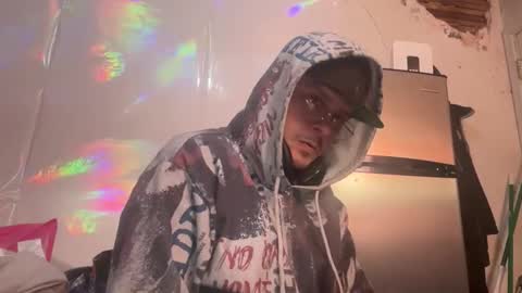 b1gd1k290013 online show from March 5, 11:45 pm