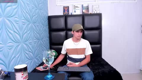 bad_boy_21_ online show from February 15, 5:13 am