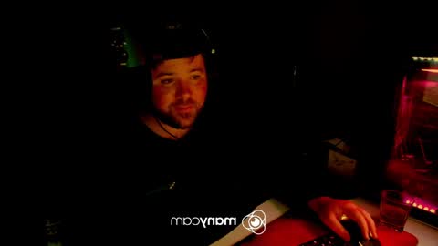 Snapshot of baftez chatting on December 8, 1:03 pm Baffels online show from December 8, 1:03 pm