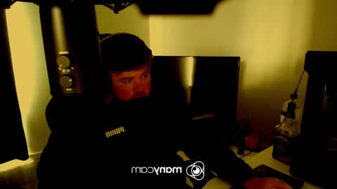 Snapshot of baftez chatting on December 29, 7:17 am Baffels online show from December 29, 7:17 am