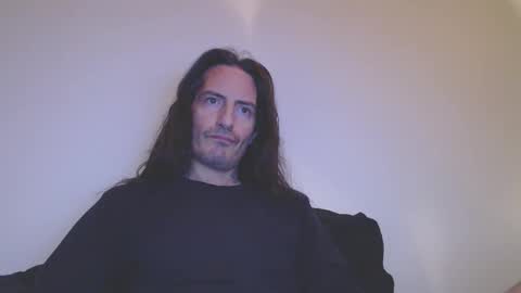 Bailey online show from April 6, 7:14 pm