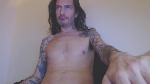 Bailey online show from April 11, 1:57 am