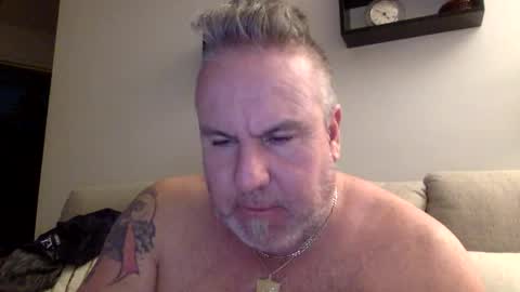 banana5289 online show from March 3, 9:54 pm