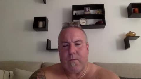 banana5289 online show from June 3, 7:19 pm
