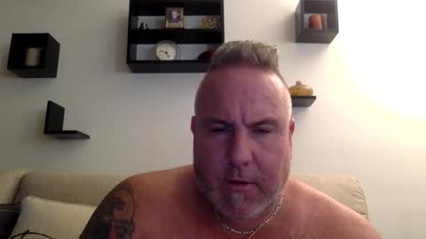 Snapshot of banana5289 chatting on October 22, 8:45 pm banana5289 online show from October 22, 8:45 pm