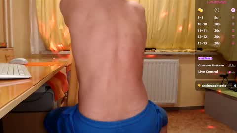       online show from November 9, 8:02 pm