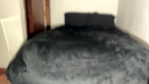 bareffoot10 online show from February 10, 8:24 pm