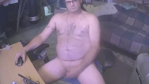 Snapshot of barewood30s chatting on October 27, 9:55 am Barewood30s online show from October 27, 9:55 am