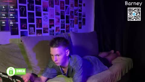 Fansly  Barney  and Kevin T  online show from September 19, 7:35 pm