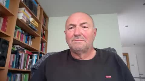 bartvel online show from April 21, 9:04 am