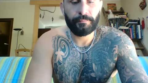 bastard84 online show from April 7, 9:20 am