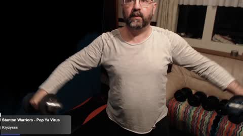 bazzz_8 online show from December 25, 6:09 pm