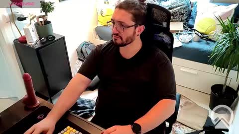 CallMeDaddy online show from January 6, 2:25 pm