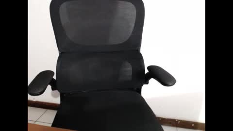 Beard Guy online show from December 31, 9:39 pm