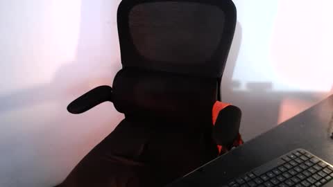 Beard Guy online show from November 6, 3:20 am