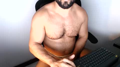 Beard Guy online show from October 8, 8:24 pm