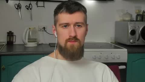 Zeus online show from April 5, 9:00 pm