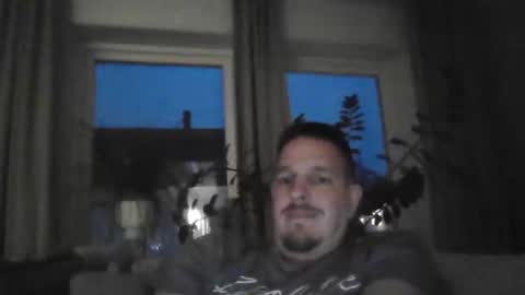 beejee88 online show from February 27, 5:12 pm