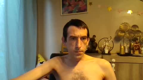 Snapshot of belgianboy33 chatting on October 21, 7:33 am Dreamcock online show from October 21, 7:33 am