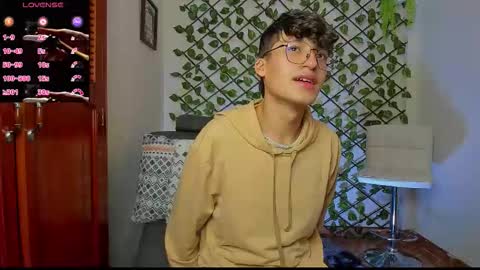 Neon online show from November 25, 11:23 am