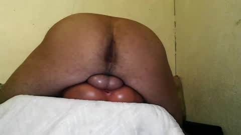 Snapshot of bemysecrett chatting on February 8, 4:14 am bemysecrett online show from February 8, 4:14 am