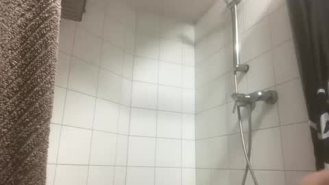 ben_big69 online show from January 15, 9:09 pm