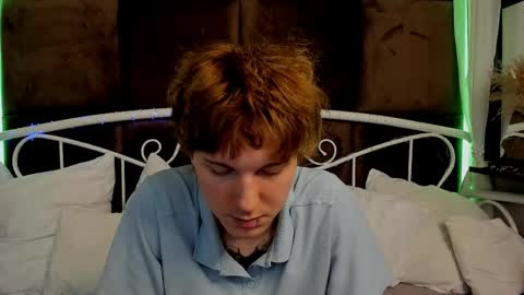 Benjamin online show from May 27, 4:15 pm