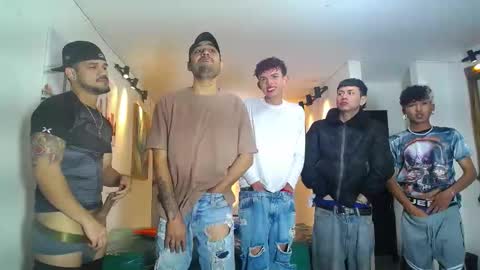 benz boys online show from February 2, 12:57 pm