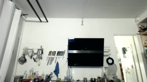 Martin online show from February 17, 1:48 am