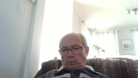 bernard1102 online show from February 1, 4:05 pm