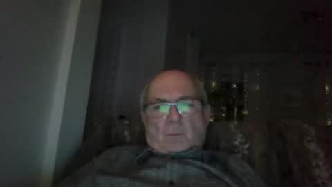 bernard1102 online show from January 19, 2:03 am