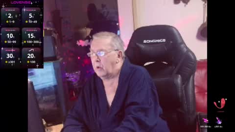 jean online show from April 1, 7:11 pm
