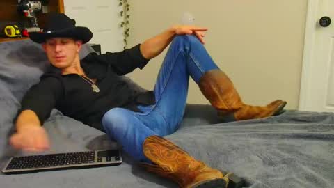 twitter zack1fisher online show from December 19, 3:14 am