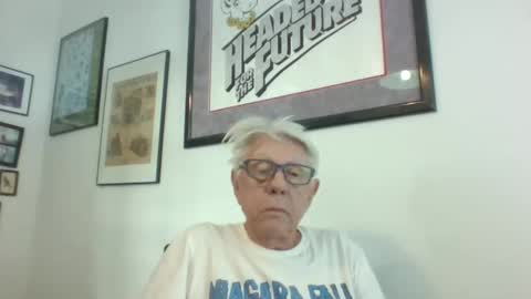 bestshot1951 online show from October 24, 5:25 pm