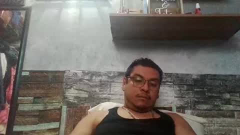 beto471292 online show from February 9, 2:55 pm