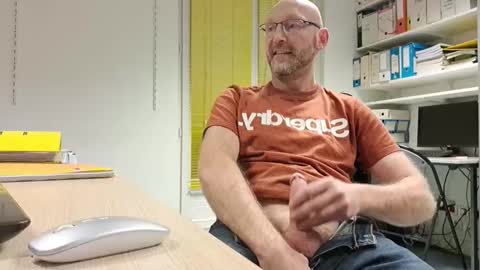 My name is David and if you like public exhibitions you wont be disappointed with me LoL - My favorite vibes is 44  online show from January 8, 4:45 pm