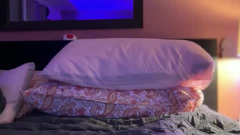 bidaddy83 online show from February 13, 11:15 am