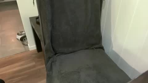 Big John Long online show from February 19, 1:35 am