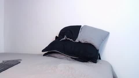 big_niiko online show from February 28, 2:43 am