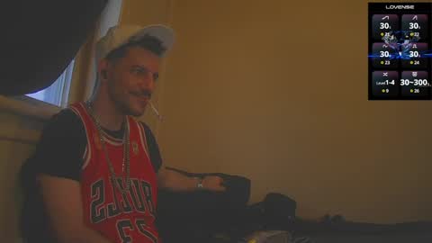 Jon - Im Straight online show from November 12, 8:47 pm