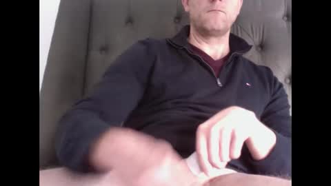 bigcockcirc online show from February 12, 3:27 pm