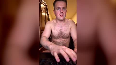 bigcockdude2026 online show from April 29, 12:48 am