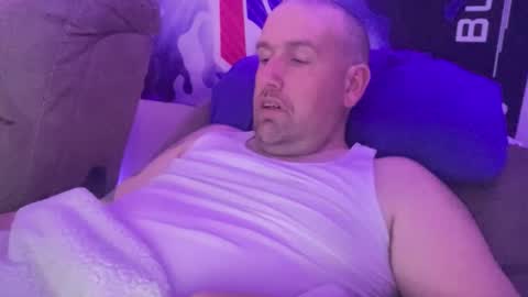 bigcocksuckingslut online show from April 14, 12:55 am